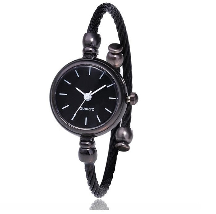 Women's Watches Bracelet Style Opening Simple Retro Art Fashion Watches Women's Fashion Quartz Watch Relogio Feminino（black belt）